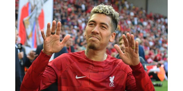 Liverpool pożegnał się z czterema kultowymi weteranami